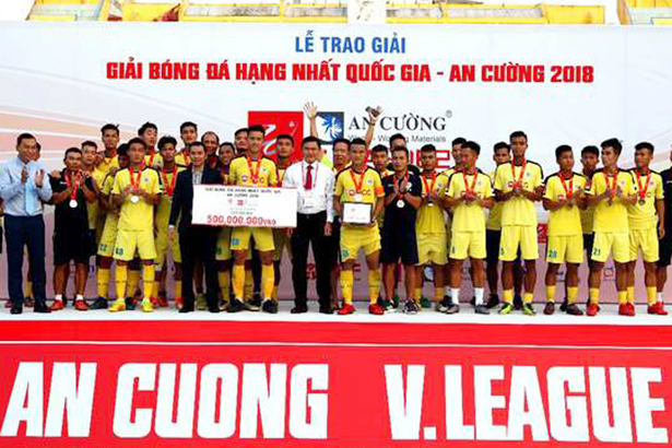 CLB Bóng đá Hồng Lĩnh Hà Tĩnh sẽ ra mắt vào giữa tháng 1/2019