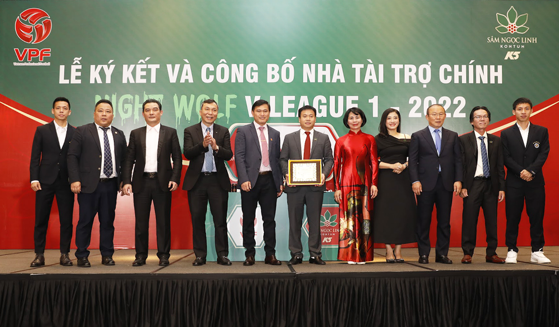 Lễ ký kết và công bố nhà tài trợ chính Vleague