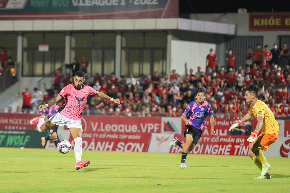 Trận thua đáng tiếc trên sân nhà Hà Tĩnh